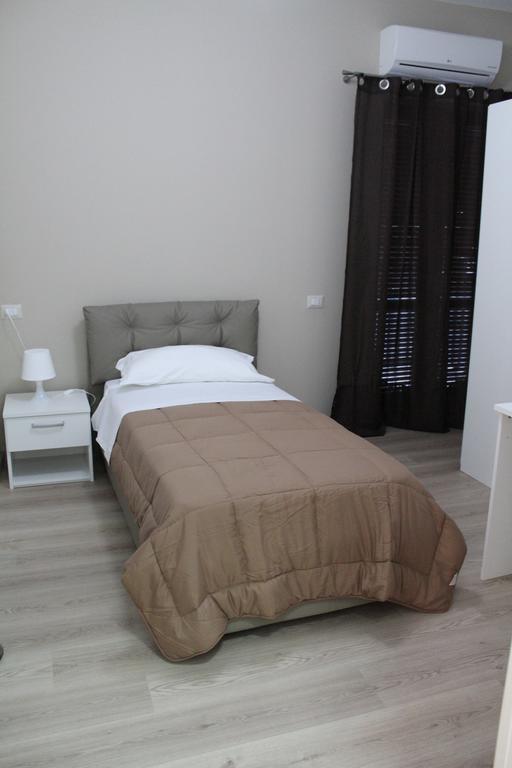 Affittacamere Amato Corigliano Calabro Room photo